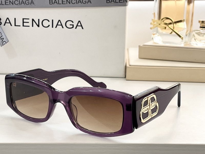 Солнцезащитные очки Balenciaga Big Logo On Temples "Violet" фото № 2