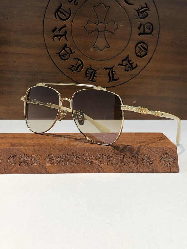 Солнцезащитные очки Chrome Hearts Decorated Temples And Aviator Shaped "Brown" фото № 2