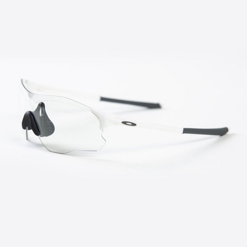 Солнцезащитные очки Oakley Wide Frame With Small Logo "White" фото № 2