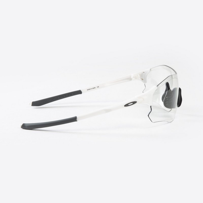 Солнцезащитные очки Oakley Wide Frame With Small Logo "White" фото № 3