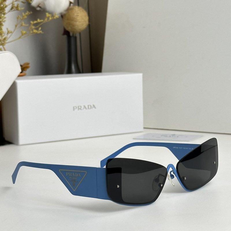 Солнцезащитные очки Prada Logo Inside Triangle On Temples "Blue" фото № 2