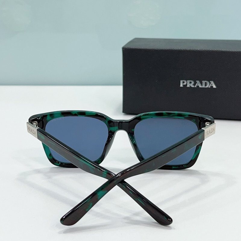 Солнцезащитные очки Prada Frame With Small Gold Rectangle "Blue" фото № 6