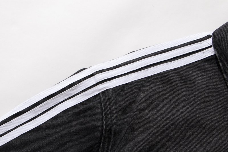 Джинсовая Куртка Balenciaga X Adidas With Stripes On The Sleeves "Black" фото № 2