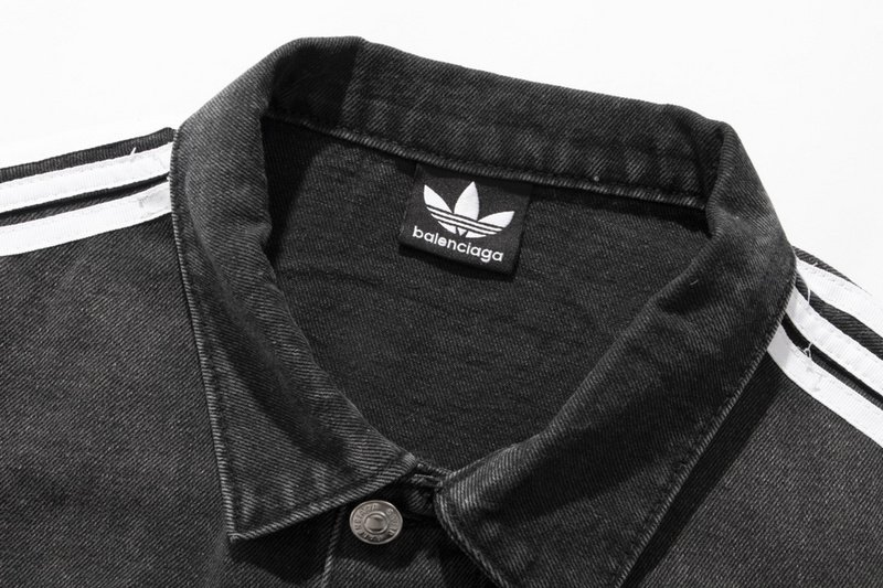 Джинсовая Куртка Balenciaga X Adidas With Stripes On The Sleeves "Black" фото № 5