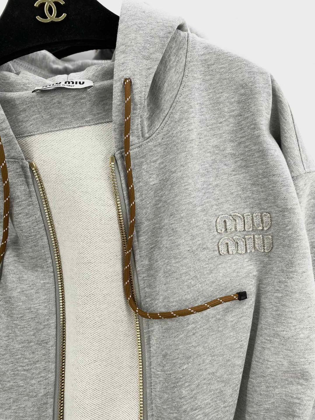 Худи Miu Miu Frontside Gray Volumetric Logo Miu Miu "Gray" фото № 5