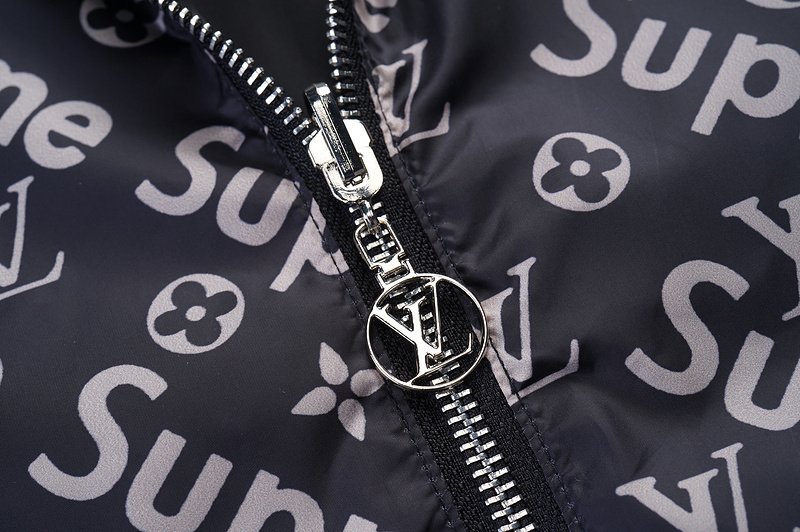 Ветровка Louis Vuitton X Supreme Double-Sided With Print "Black" фото № 3