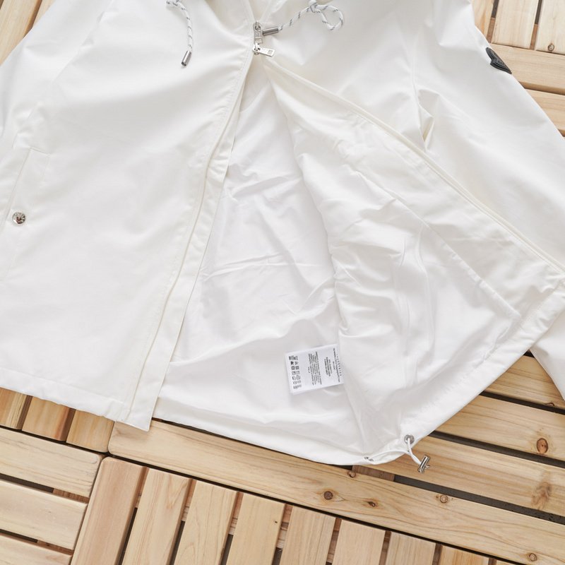 Ветровка Moncler With Lock On The Hood "White" фото № 4