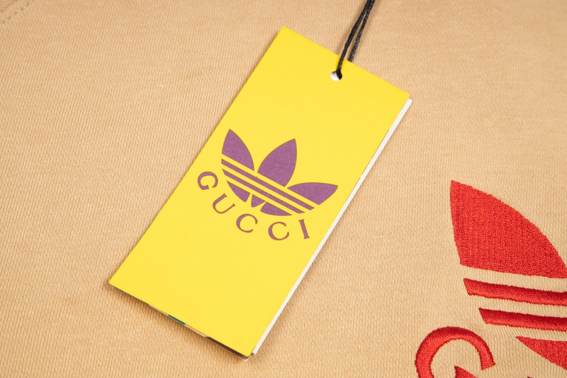 Лонгслив Gucci With The Adidas Logo "Beige" фото № 6