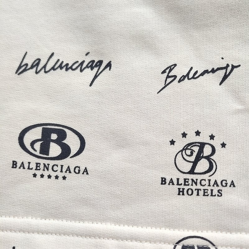 Шорты Balenciaga With Multi-Faceted Logos "White" фото № 8