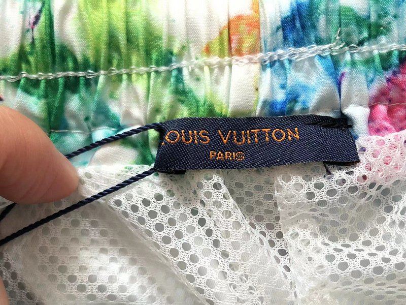 Шорты Louis Vuitton Colorful Logo Symbols "Multicolor" фото № 9