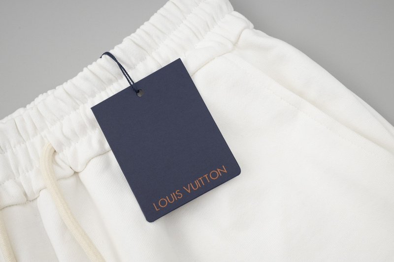 Шорты Louis Vuitton With Logo Strip - Comfort "White" фото № 4