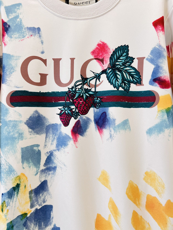 Свитшот Gucci Strawberry "White" фото № 3