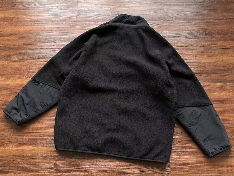 Толстовка Patagonia Patch Front Pocket With Zipper And Small Logo "Black" фото № 2