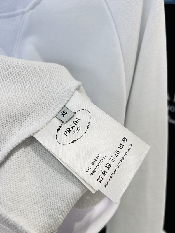 Свитшот Prada Ribbon And Brand Coat Of Arms "White" фото № 7