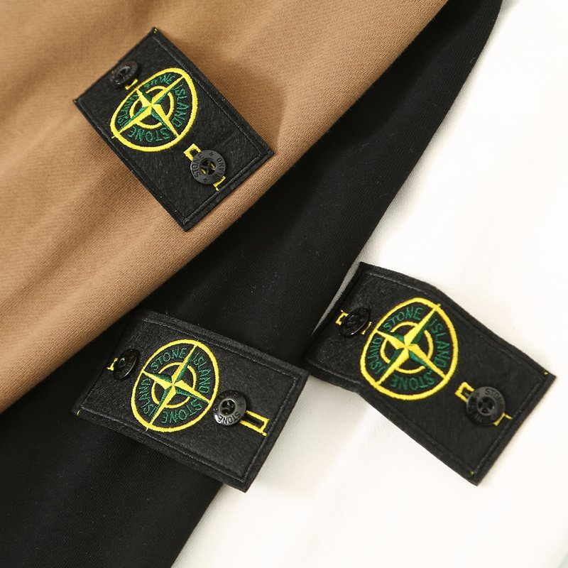 Свитшот Stone Island Solid Color With Patch "Black" фото № 3