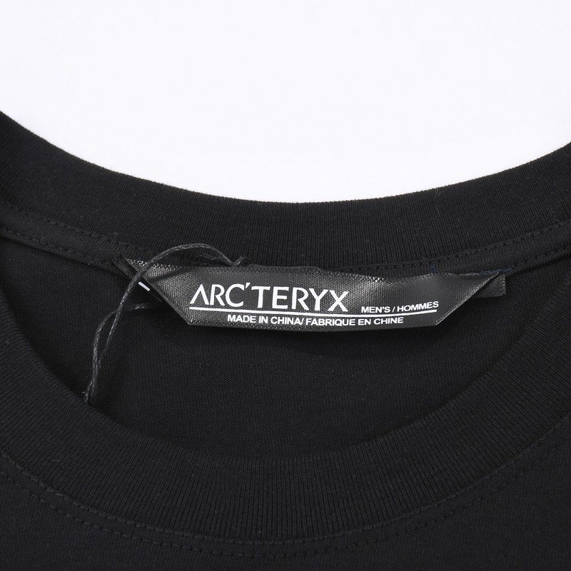Футболка Arcteryx Dino Skeleton "Black" фото № 4