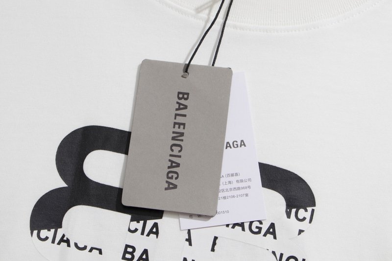 Футболка Balenciaga With Text Logo On The Front "White" фото № 7
