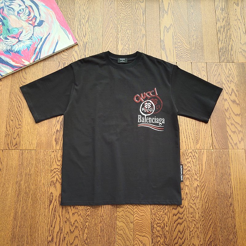 Футболка Balenciaga X Gucci With A Print From Two Brands "Black" фото № 2