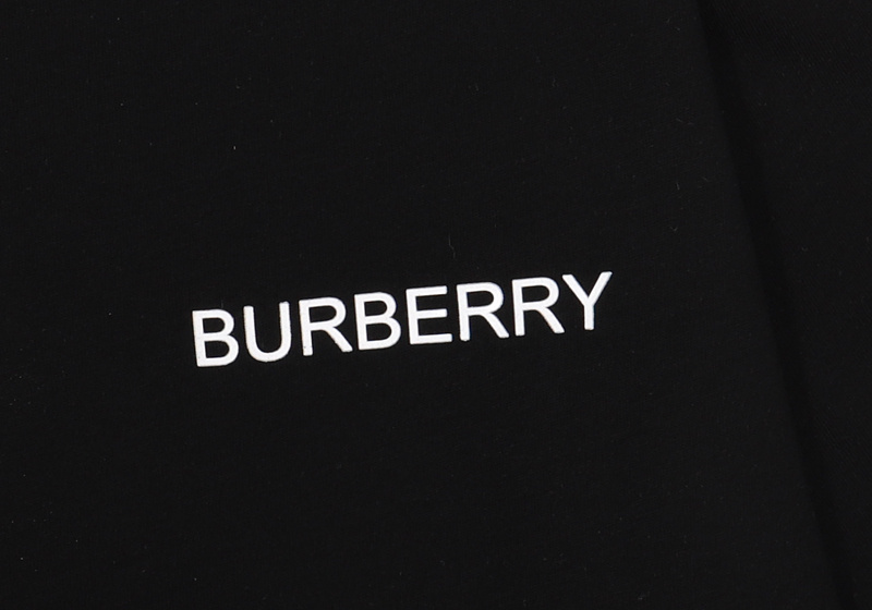 Футболка Burberry Capital Letter Logo "Black" фото № 4