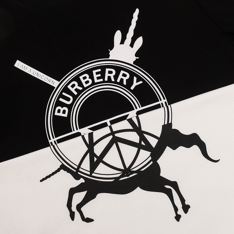 Футболка Burberry With Pegasus Print And Logo "Black" фото № 6