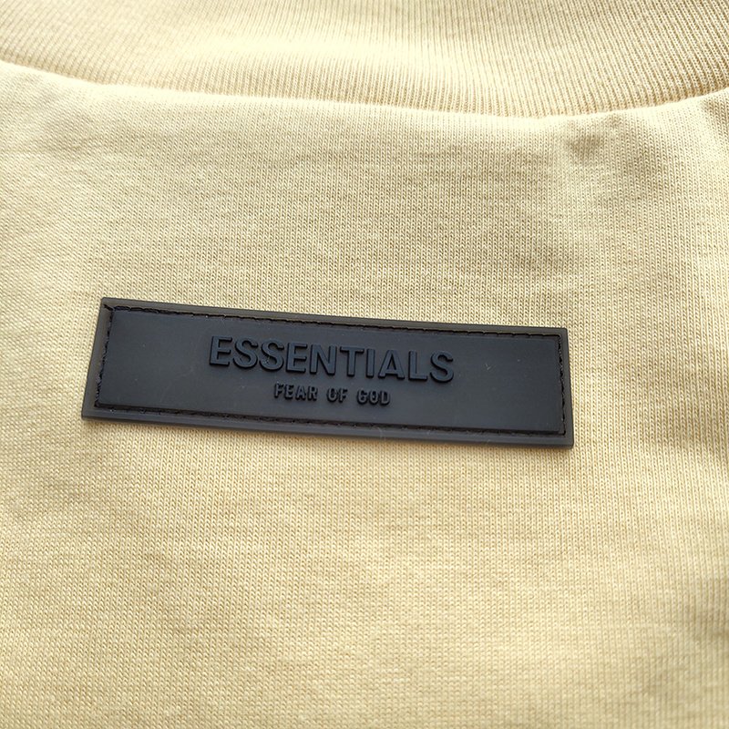 Футболка Fear Of God With Black Patch On The Back - Logo "Yellow" фото № 3
