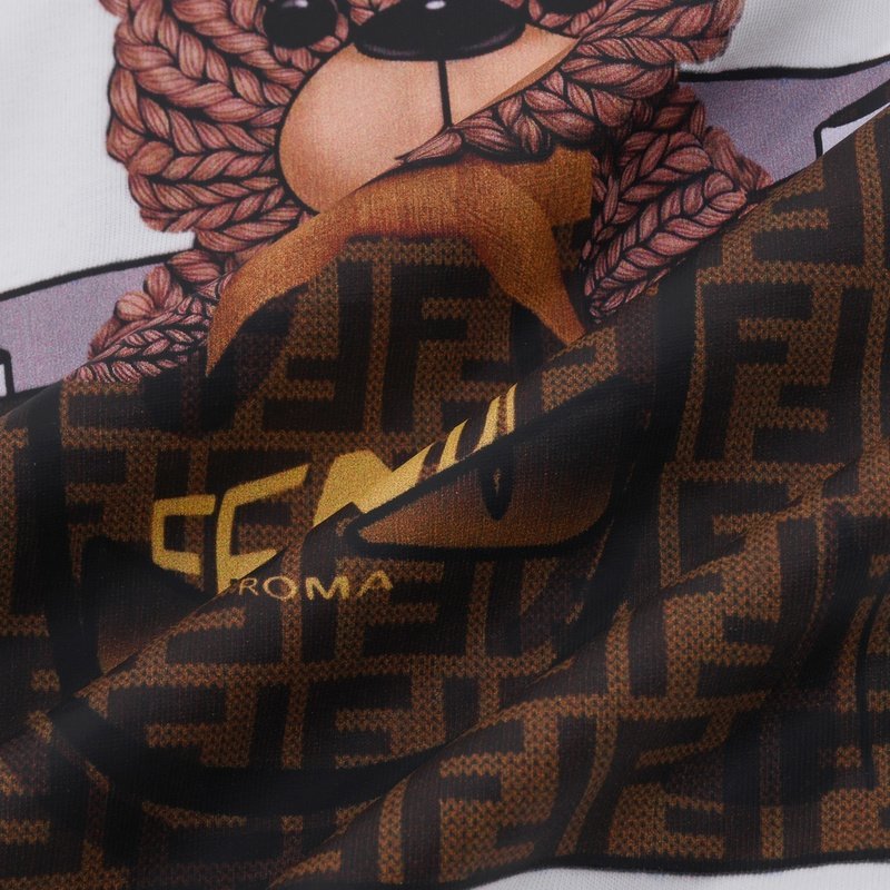 Футболка Fendi Bear Peeking Out Of Bag "White" фото № 8