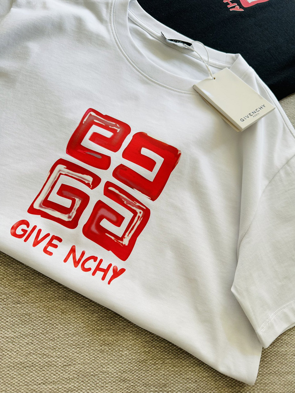 Футболка Givenchy With Big Red Logo "White" фото № 2