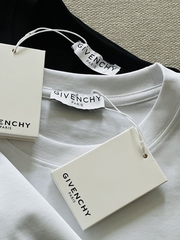 Футболка Givenchy Logo-Print Detai "White" фото № 2