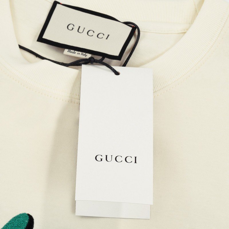 Футболка Gucci Unusual Text Logo "Cream" фото № 4