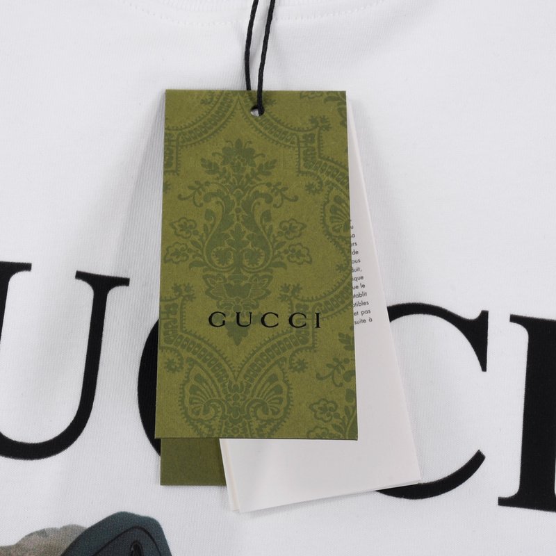 Футболка Gucci With Graphic Print Of Sneakers "White" фото № 7
