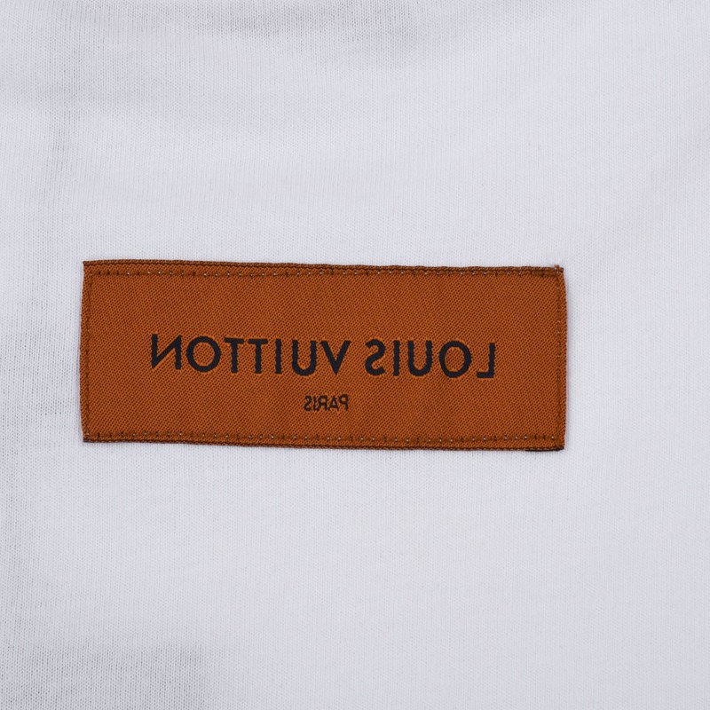 Футболка Louis Vuitton Distinctive Pocket "White" фото № 3