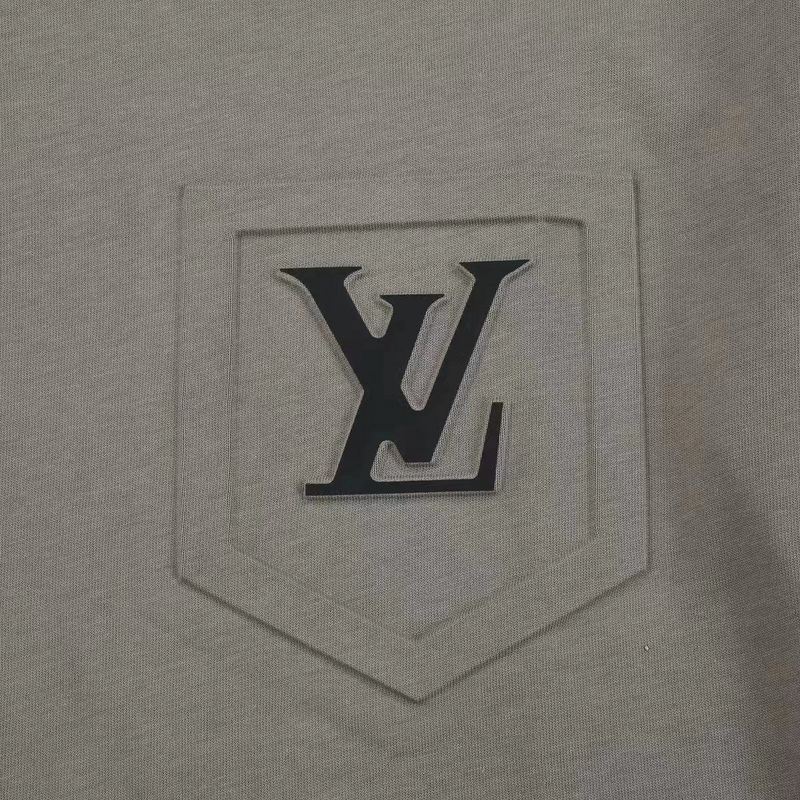 Футболка Louis Vuitton With Logo On The Pocket "Gray" фото № 6