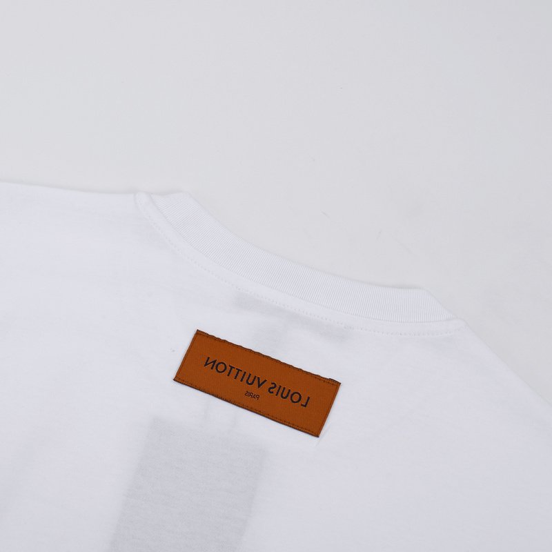 Футболка Louis Vuitton Painting - Flowers And Hares "White" фото № 6