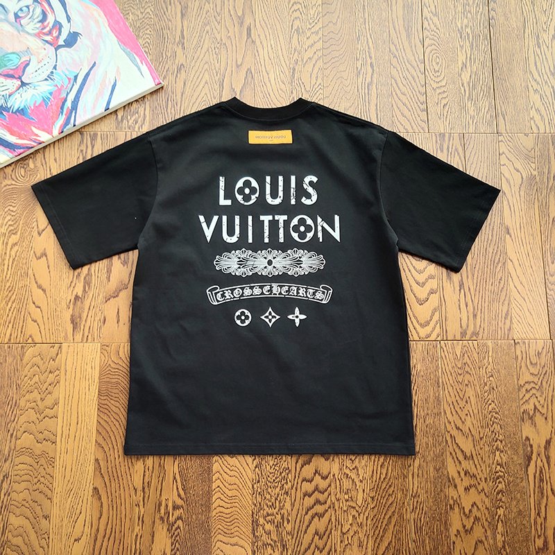 Футболка Louis Vuitton X Chrome Hearts With Logos "Black" фото № 2