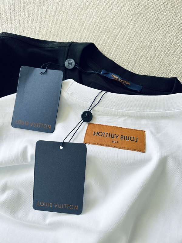 Футболка Louis Vuitton With Large Blue Print "White" фото № 5