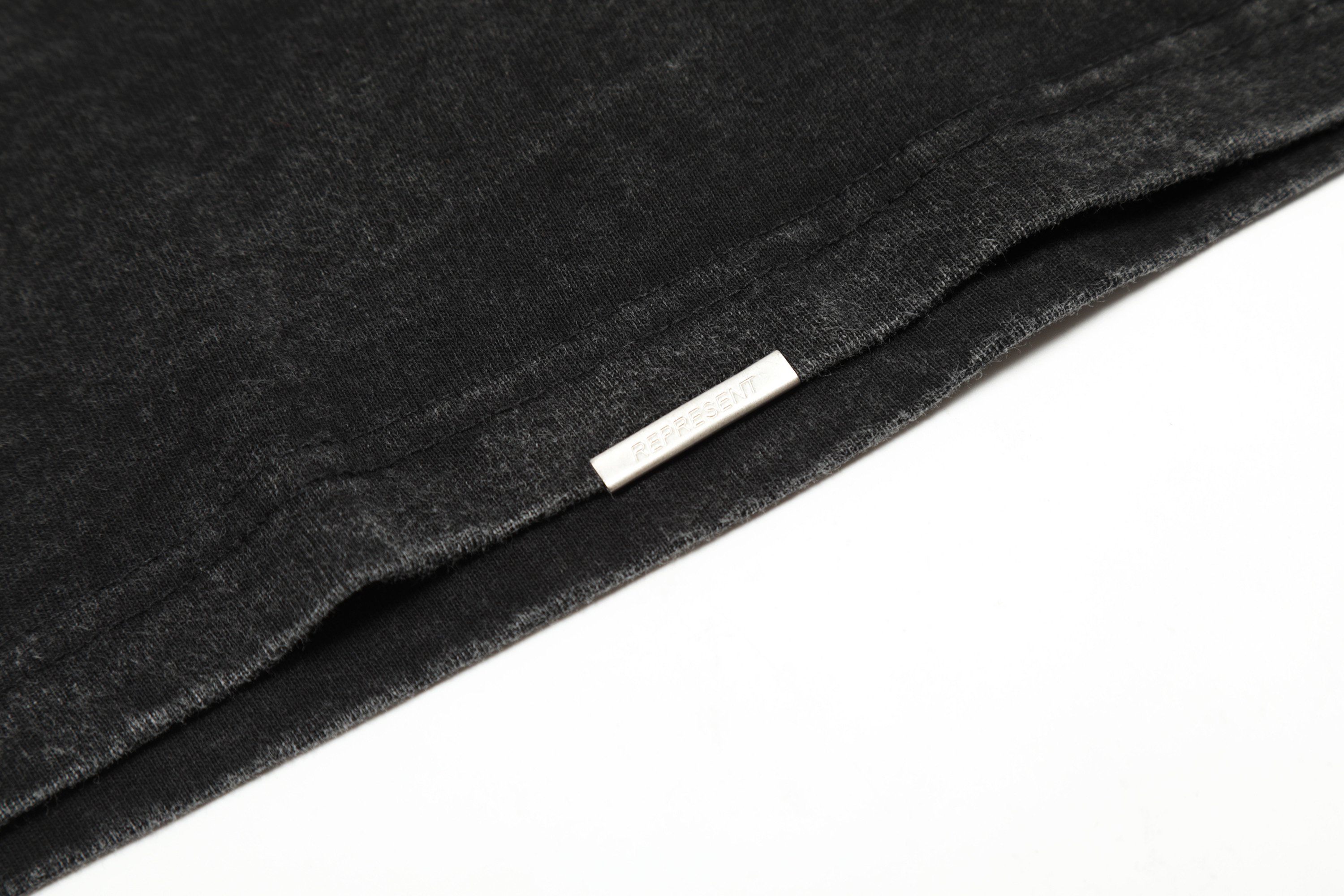 Футболка Represent Team Spirit R Wing "Black" фото № 4