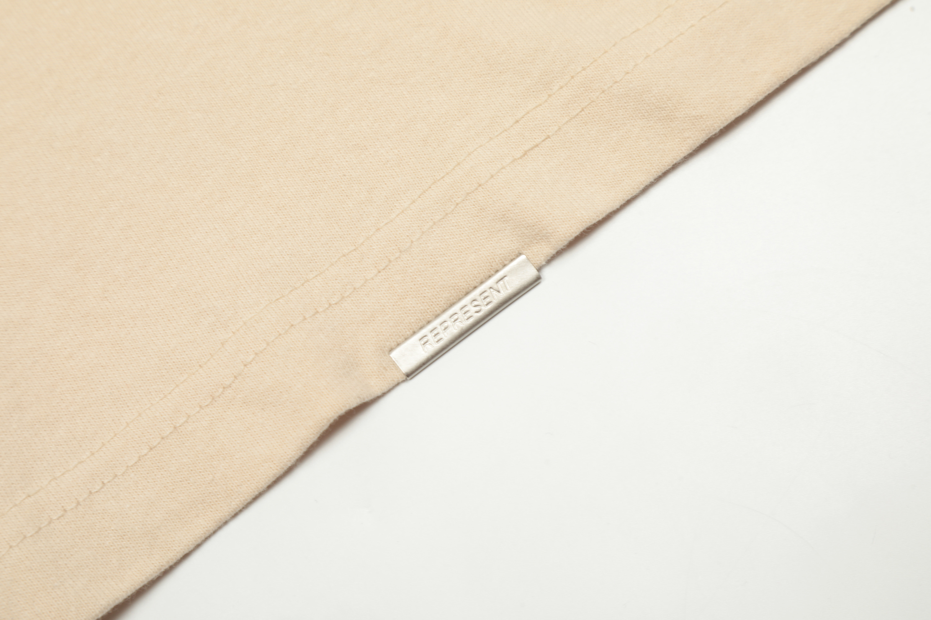 Футболка Represent Pioneers of Power "Sand" фото № 4