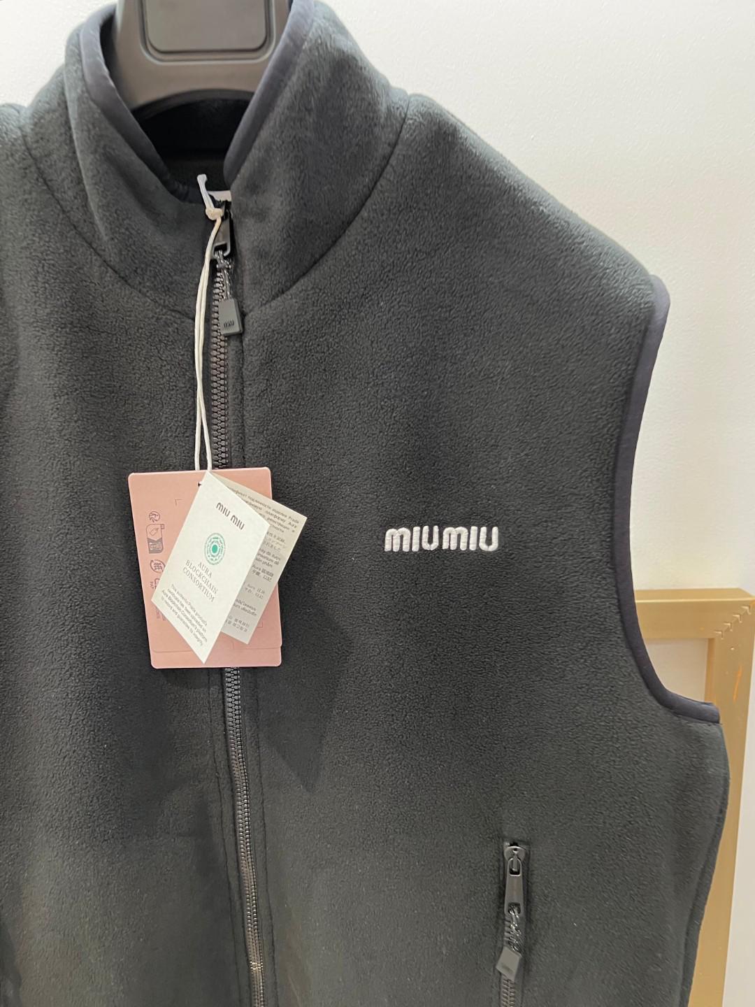 Жилетка Miu Miu Frontside Small Left White Logo Miu Miu "Black" фото № 2