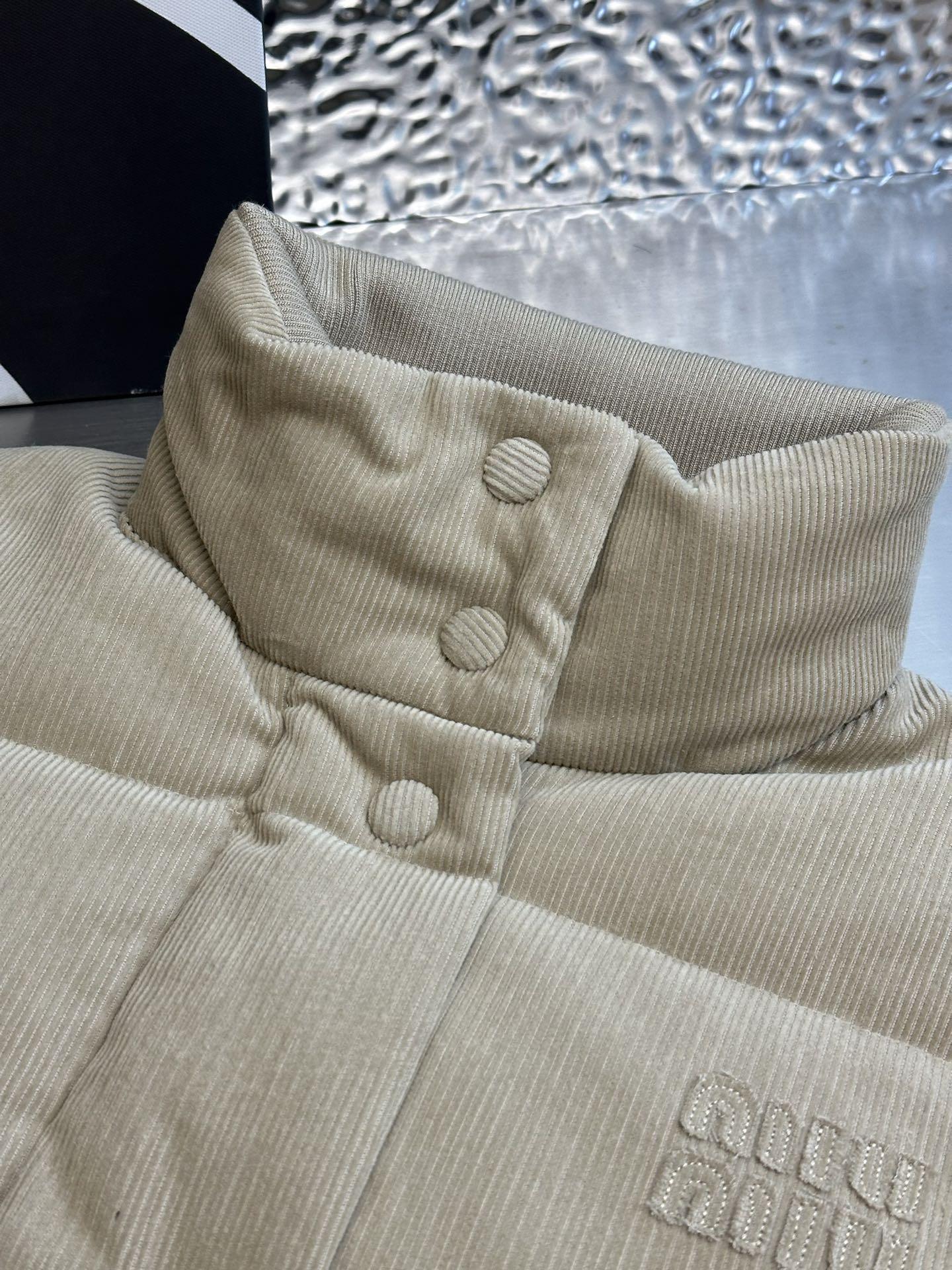 Пуховик Miu Miu Medium Weight Corduroy "Sand Beige" фото № 4