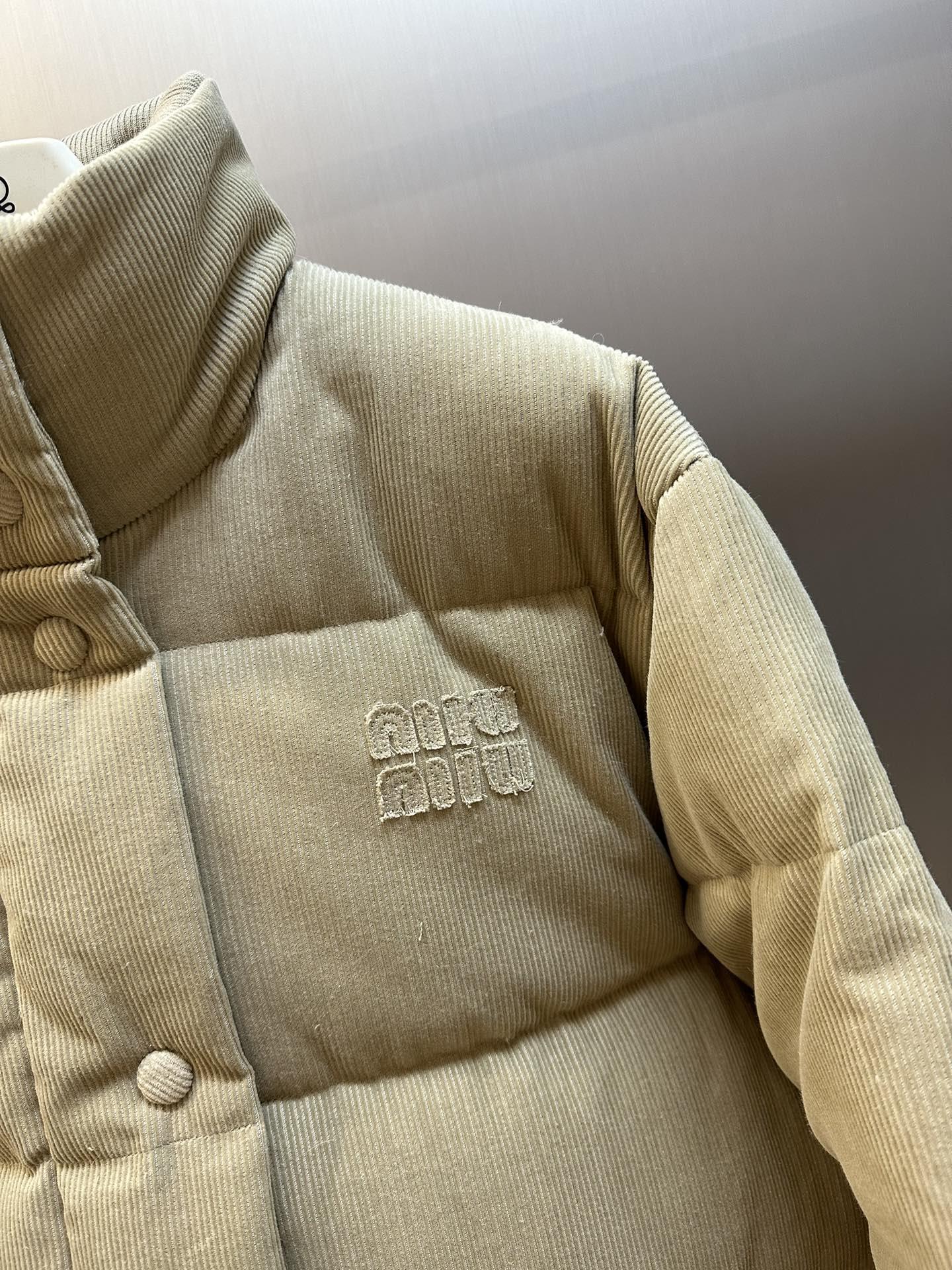 Пуховик Miu Miu Medium Weight Corduroy "Sand Beige" фото № 3