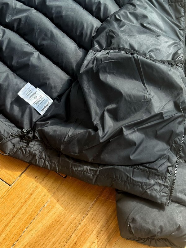 Пуховик Patagonia Additional Front Pockets "Black" фото № 8