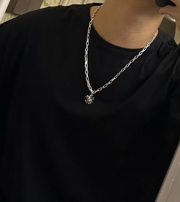 Подвеска Louis Vuitton Decorated Symbols And Logo - Bear "Silver" фото № 4