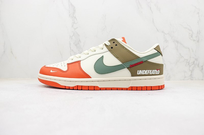 Nike SB Dunk Low "Unefeated" фото № 2