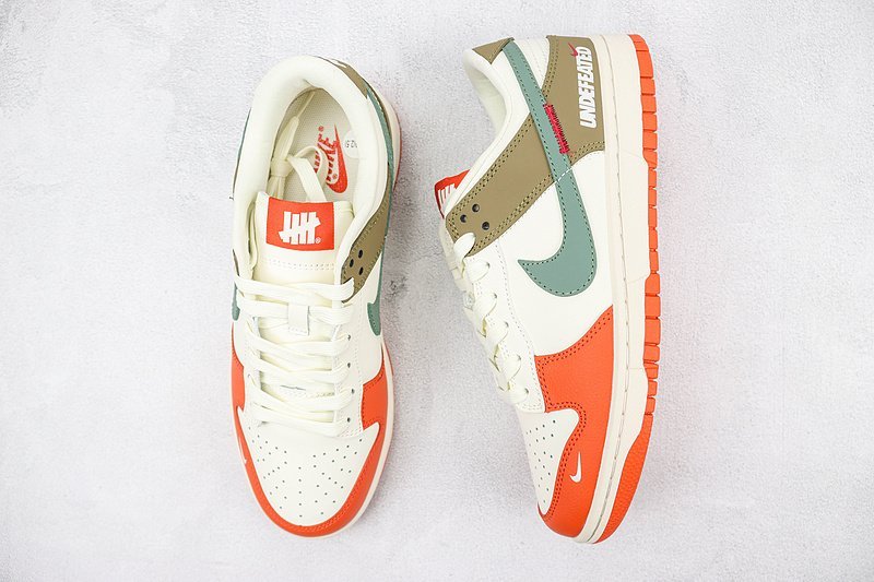 Nike SB Dunk Low "Unefeated" фото № 6