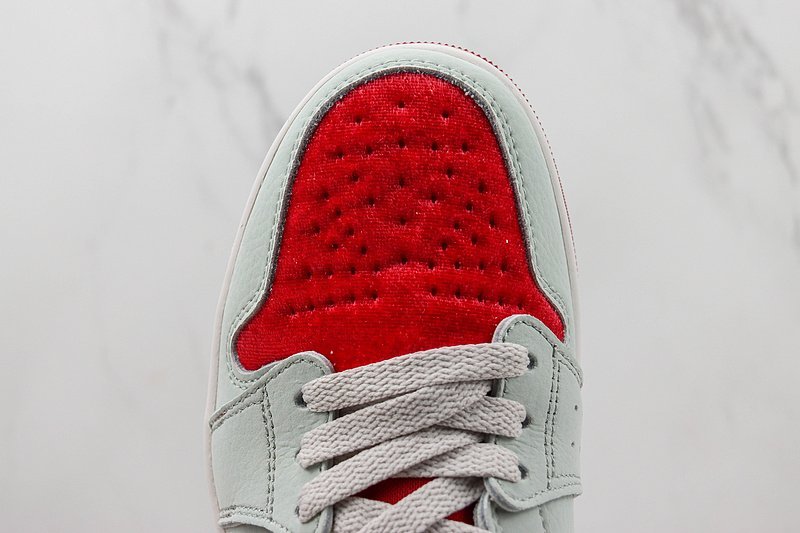 Air Jordan 1 Zoom CMFT 2 "Valentine's Day" фото № 4