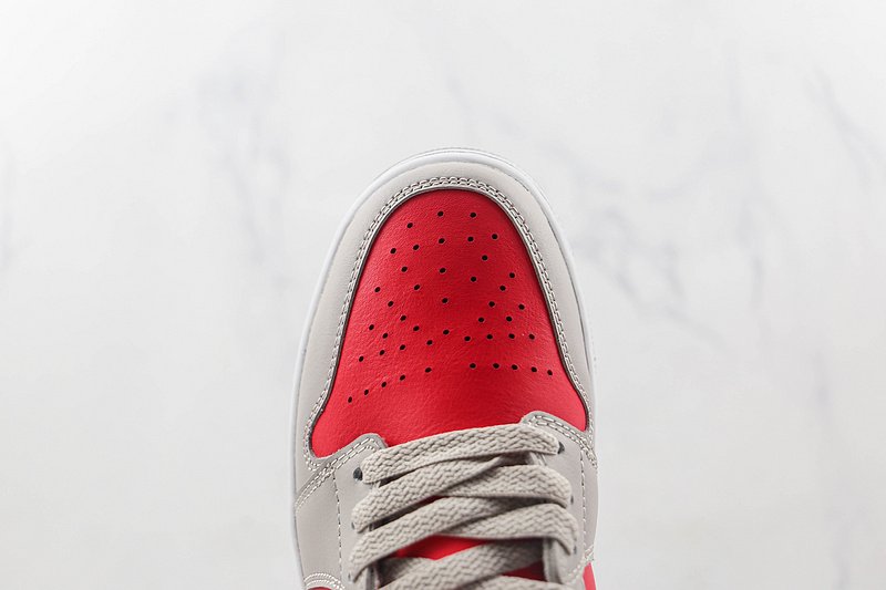 Air Jordan 1 Low "Light Iron Ore Siren Red" фото № 3