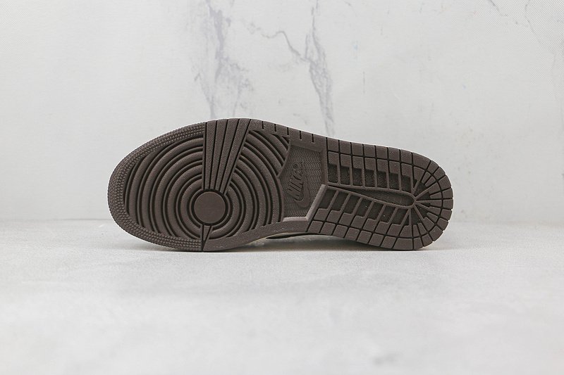 Travis Scott x Air Jordan 1 Low "Dark Mocha" фото № 7