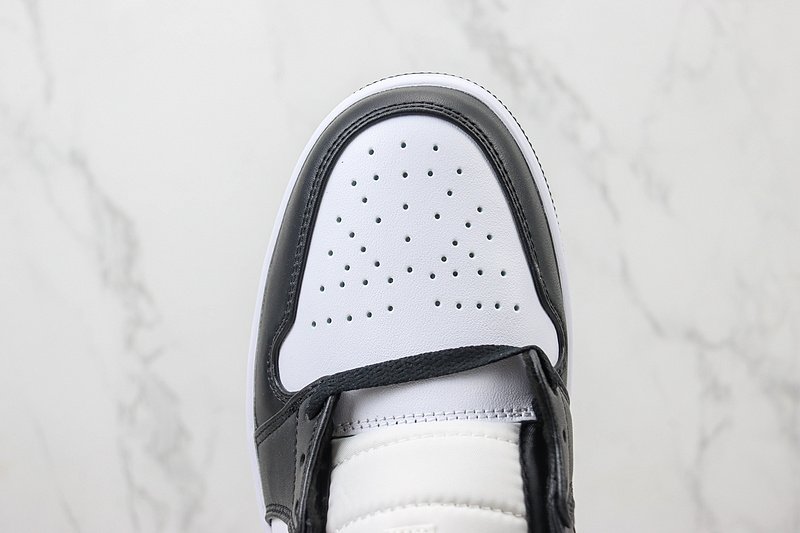 Air Jordan 1 Mid "Invert" фото № 4