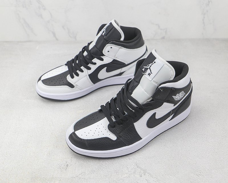 Air Jordan 1 Mid SE "Black/White" фото № 5