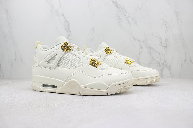 Air Jordan 4 "Cream White/Metallic Gold" фото № 6